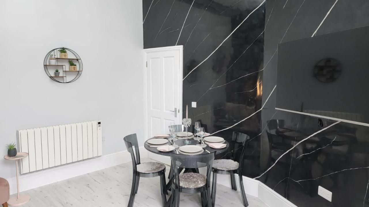 Courtyard Holiday Apartments Belper Ngoại thất bức ảnh