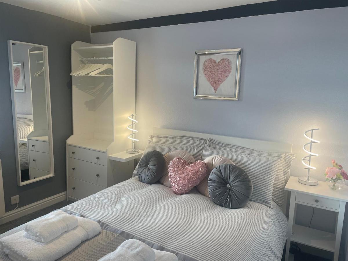 Courtyard Holiday Apartments Belper Ngoại thất bức ảnh
