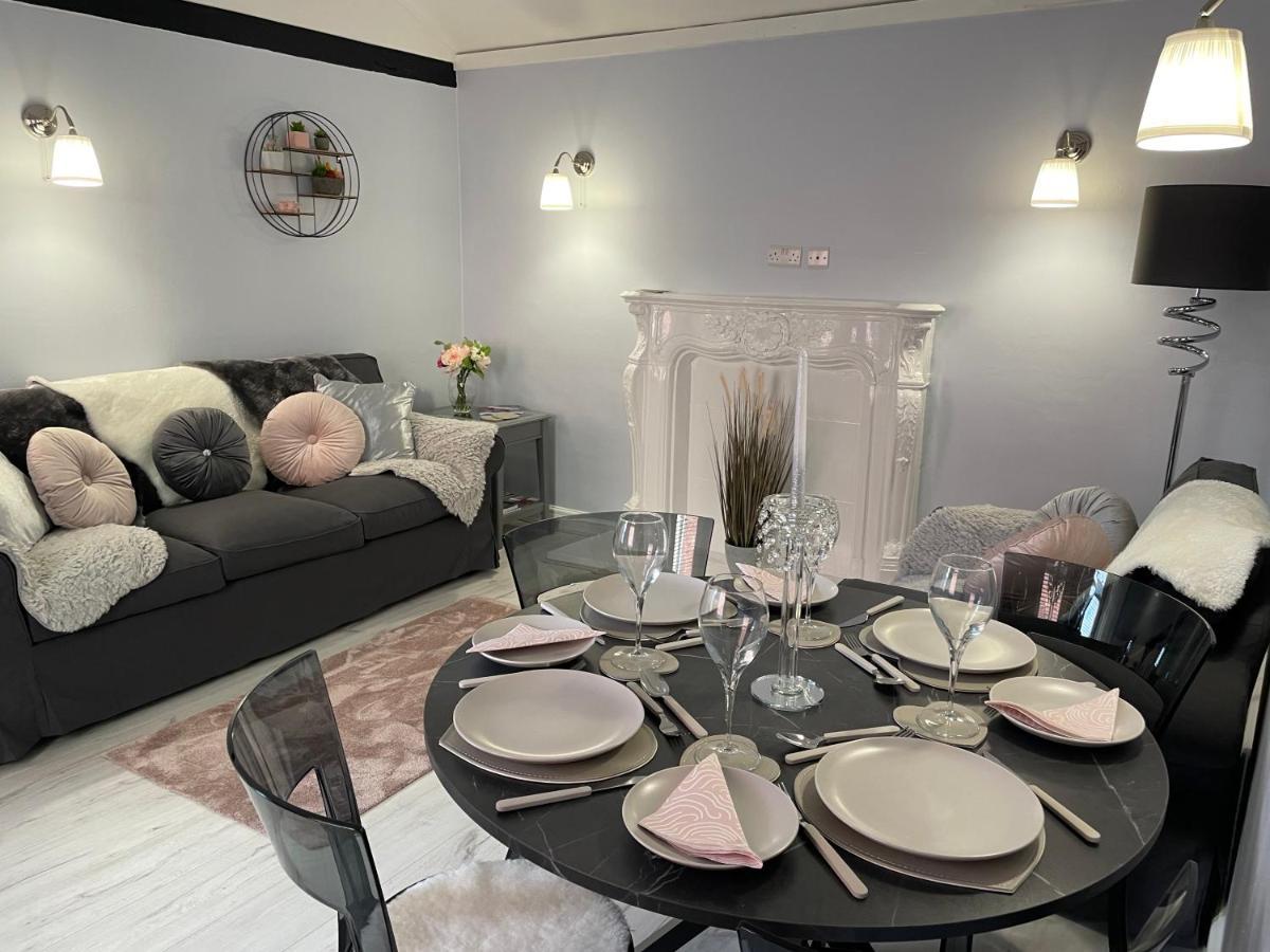 Courtyard Holiday Apartments Belper Ngoại thất bức ảnh